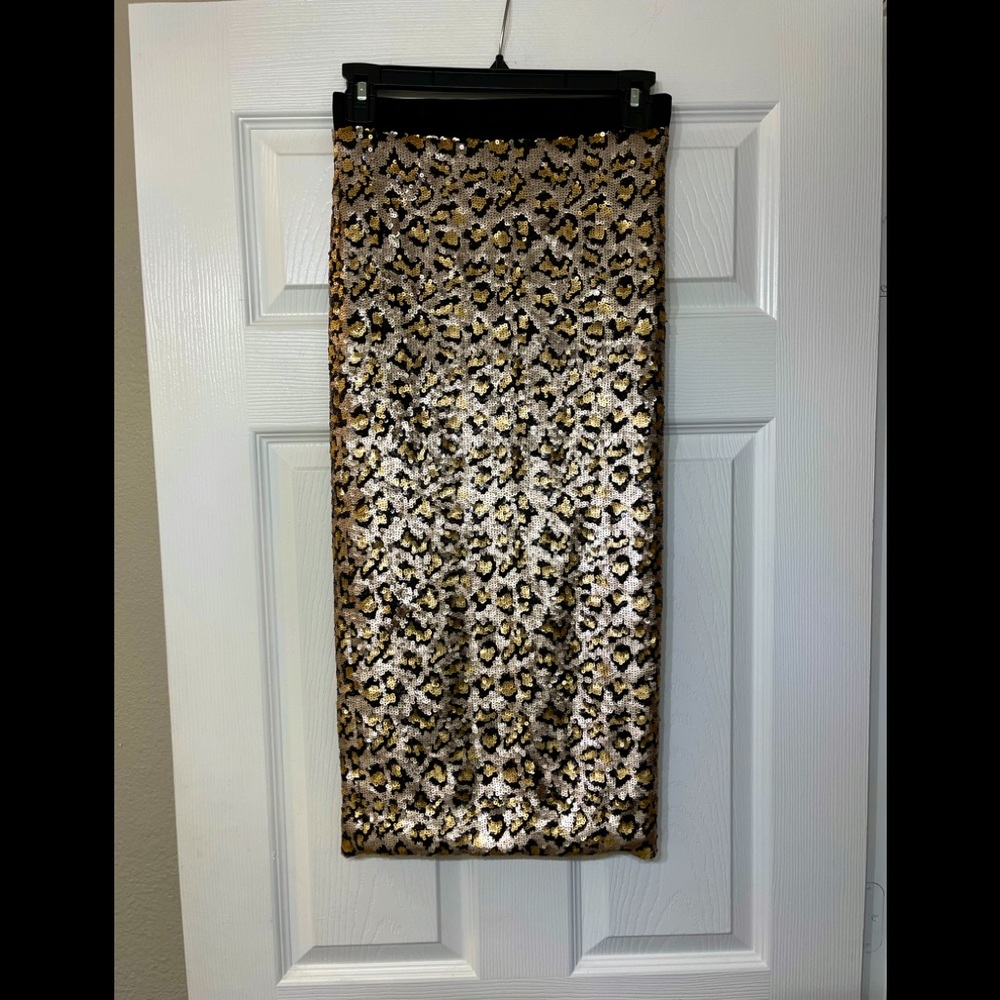 LE SUPERBE LIZA PULL ON SEQUIN MIDI SKIRT